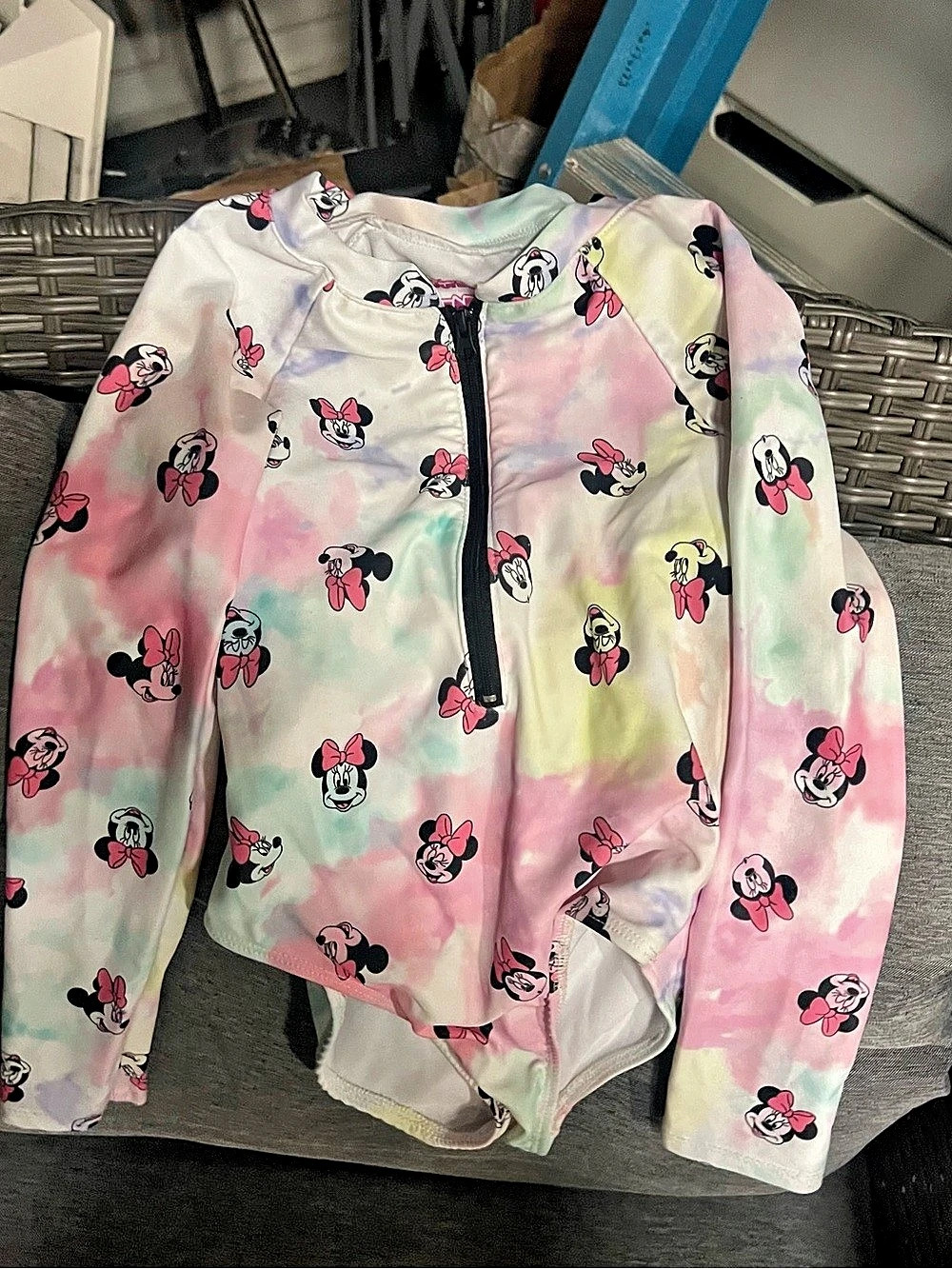 Disney Minnie Print Jacket Girls Size 6 Like New